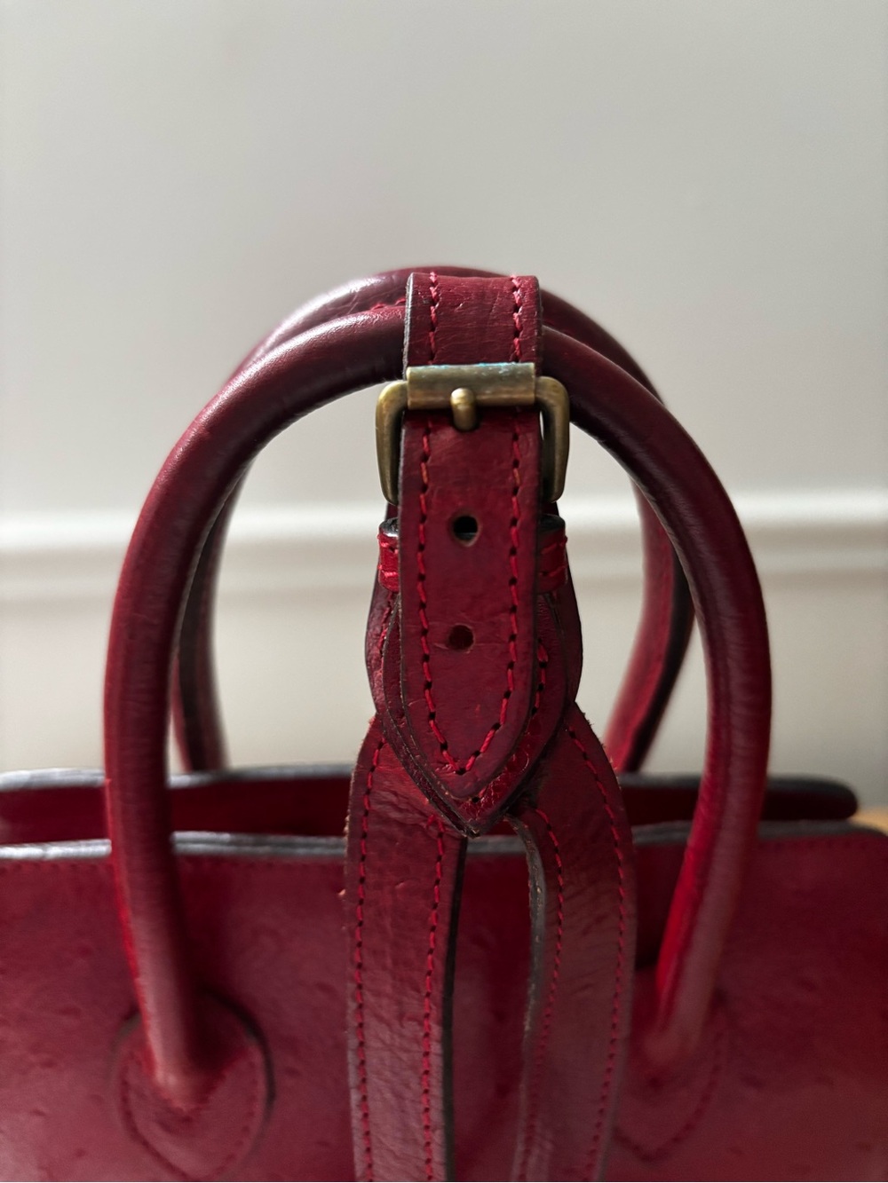 RARE Vintage Mulberry Red Ostrich Leather Bag/ Backpack - Picture 6 of 16